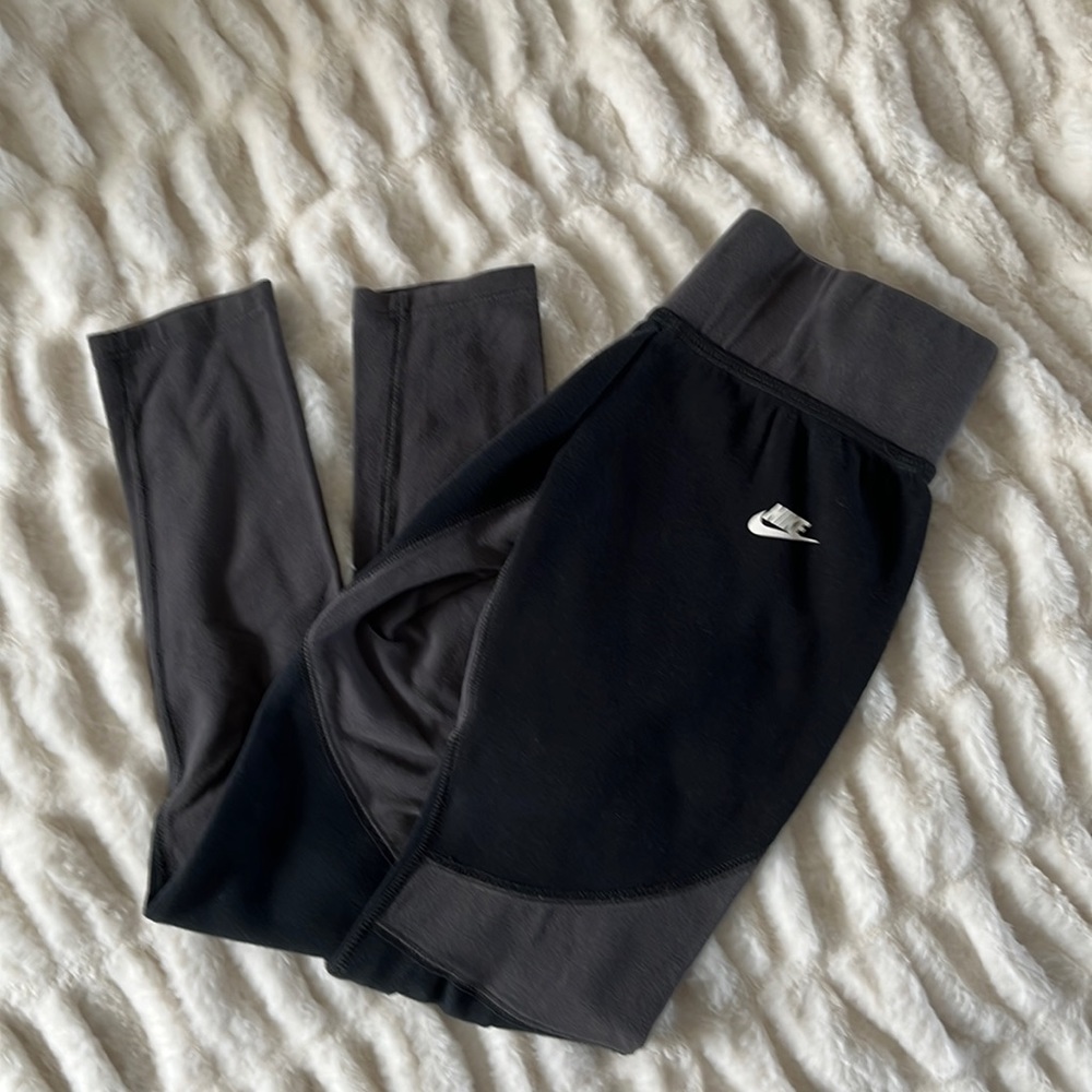Black and gray Nike leggings girls size medium